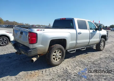 2015 Chevrolet Silverado 2500Hd Ltz из США, поврежденный, VIN 1GC1KWE87FF658372